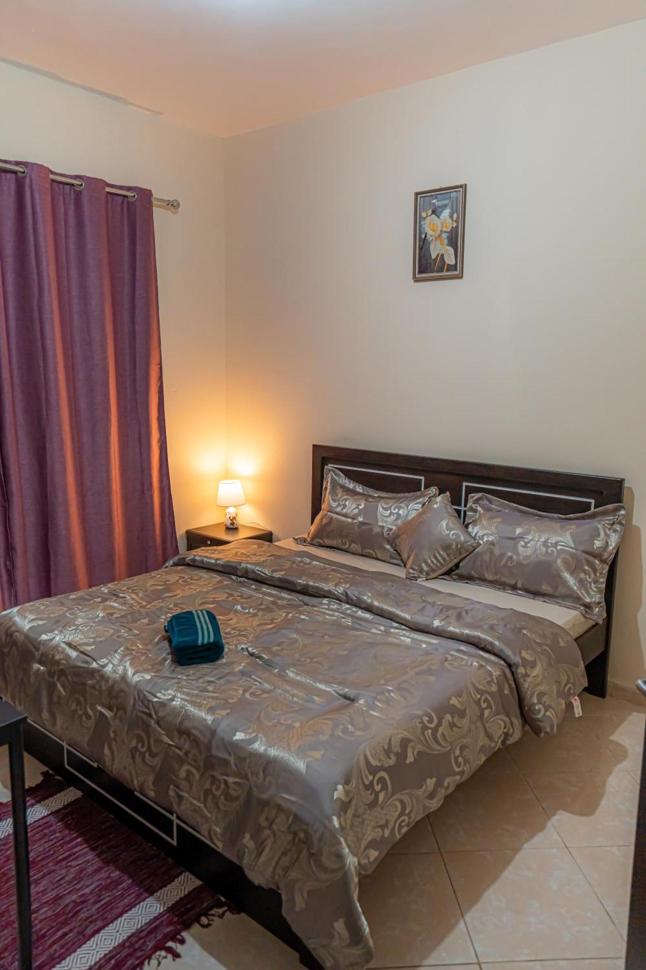 Hospedagem domiciliar With Balcony Abu Dhabi
